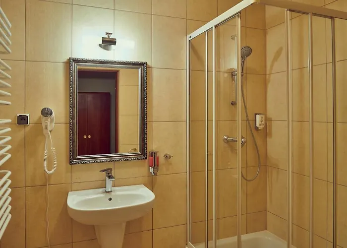 Zajazd Srebrna Gora 2*